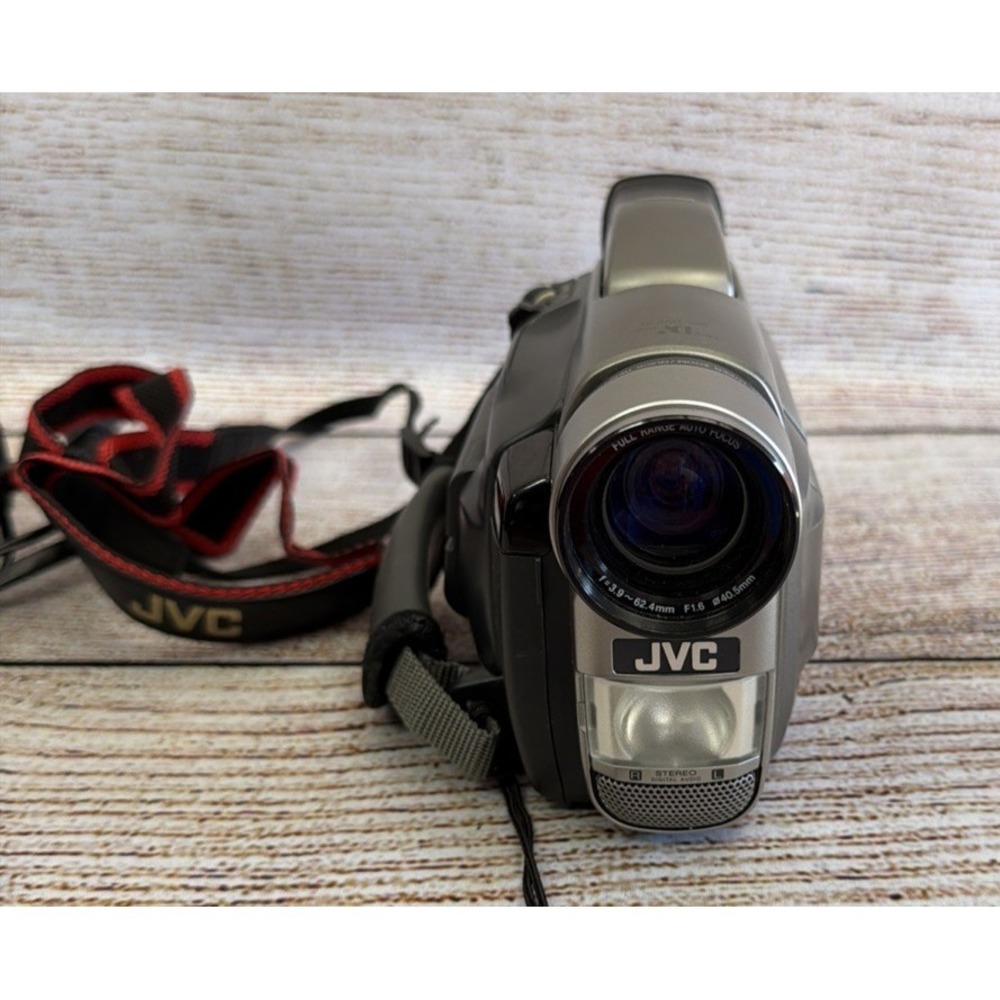 JVC Digital Video Camcorder GR-DVF21U Untested No Battery W/ Power Adapter - Picture 7 of 8